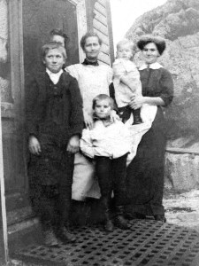 Nils Olsen med familie